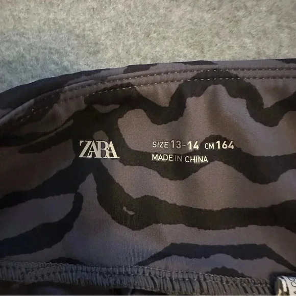 Zara kids gray zebra leggings size 13-14 - Picture 6 of 7